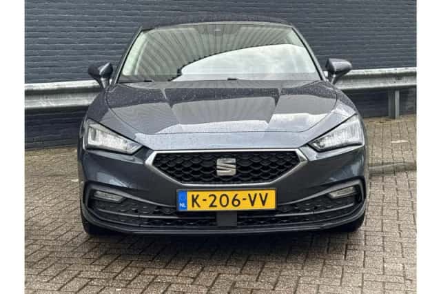 SEAT Leon (2021) thumbnail 5
