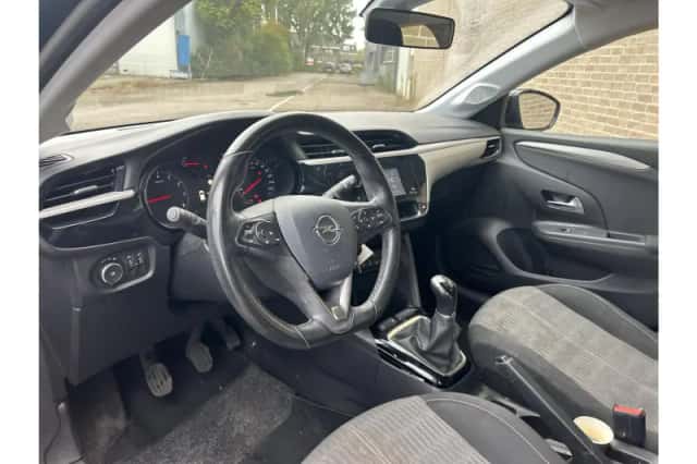 Opel Corsa (2021) thumbnail 3