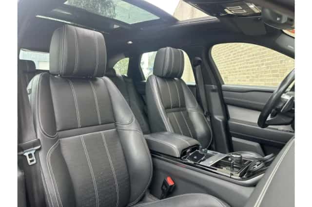 Land Rover Range Rover Velar (2017) thumbnail 4