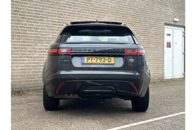 Land Rover Range Rover Velar (2017) thumbnail 6