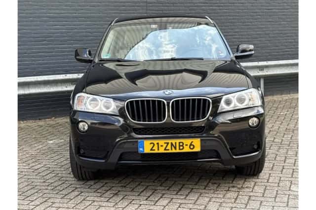 BMW X3 (2013) thumbnail 5