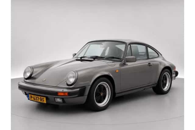 Porsche 911 (1986) thumbnail 6