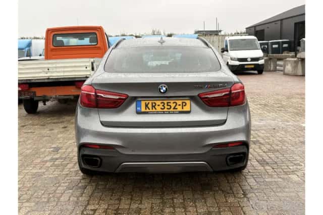 BMW X6 (2016) thumbnail 6