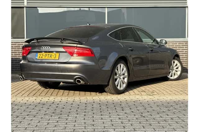 Audi A7 (2011) thumbnail 2