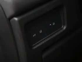 Land Rover Discovery Sport thumbnail 24
