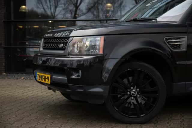 Land Rover Range Rover Sport (2010) thumbnail 4