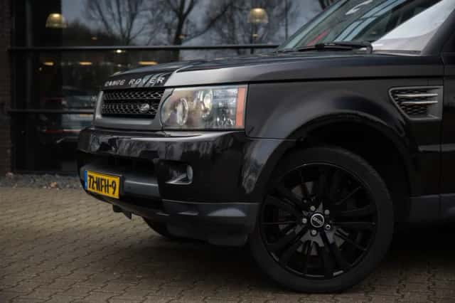 Land Rover Range Rover Sport (2010) thumbnail 4