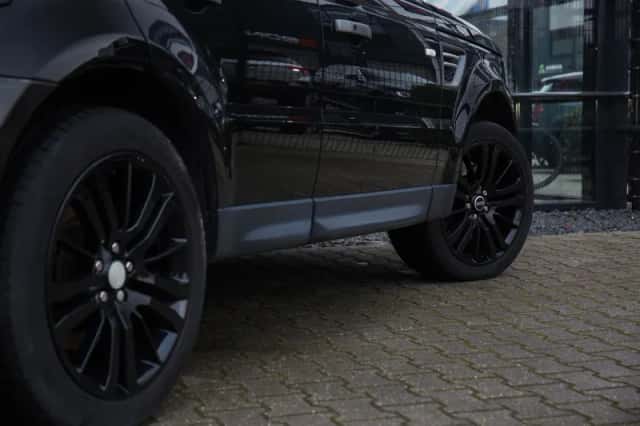 Land Rover Range Rover Sport (2010) thumbnail 5