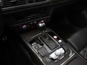 Audi RS6 (2015) thumbnail 14