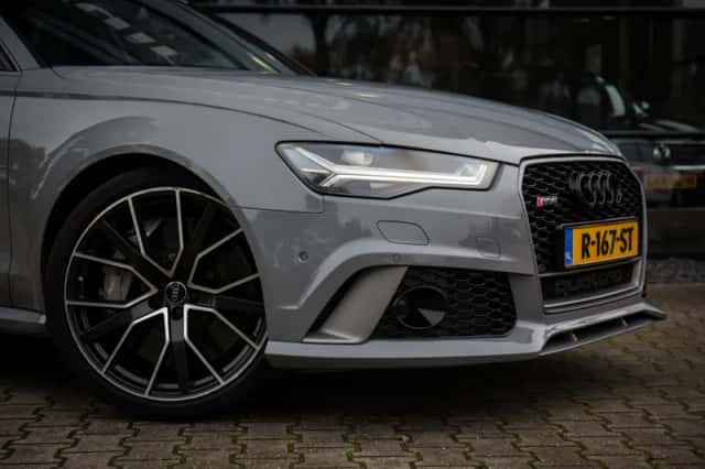 Audi RS6 (2017) thumbnail 5