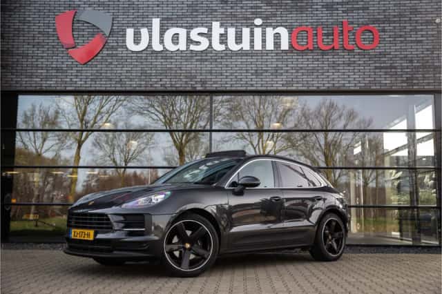 Porsche Macan (2019) thumbnail 1