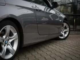 BMW 3-Serie (2010) thumbnail 6