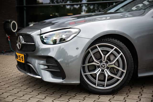 Mercedes-Benz E-Klasse (2023) thumbnail 4