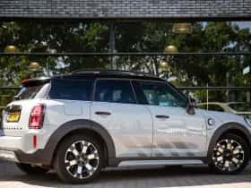 MINI Countryman (2022) thumbnail 3