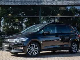 Volkswagen Touran (2019) thumbnail 2