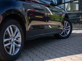 Volkswagen Touran thumbnail 5