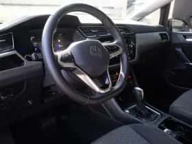 Volkswagen Touran (2019) thumbnail 9