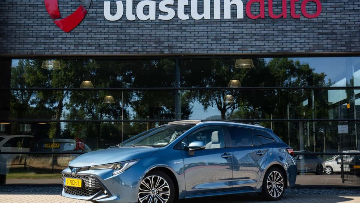 Toyota Corolla (2019) — foto 1