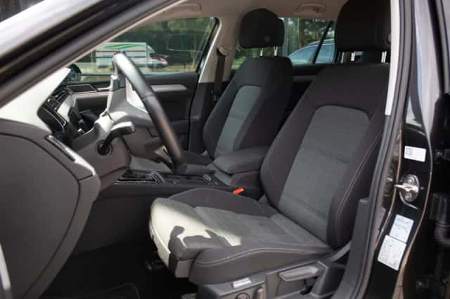 Volkswagen Passat (2020) thumbnail 6