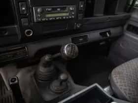 Land Rover Defender (1998) thumbnail 14