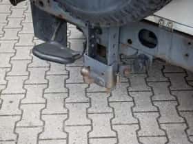 Land Rover Defender (1998) thumbnail 18