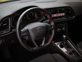 SEAT Leon (2018) thumbnail 8