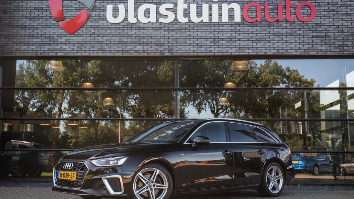 Audi A4 (2019) — foto 1