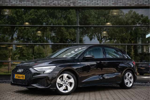 Audi A3 (2020) thumbnail 2