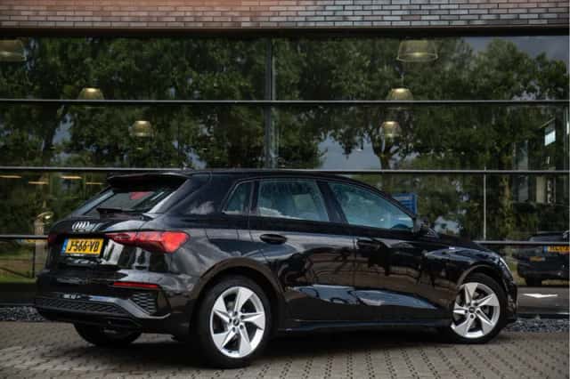 Audi A3 (2020) thumbnail 3