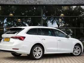 Škoda Octavia (2020) thumbnail 3