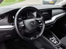 Škoda Octavia (2020) thumbnail 8