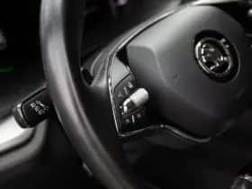 Škoda Octavia (2020) thumbnail 9