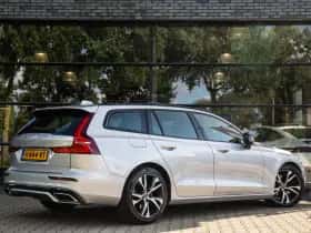 Volvo V60 (2019) thumbnail 3