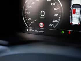 Volvo V60 (2019) thumbnail 24