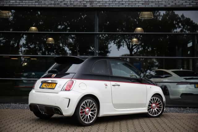 Fiat 500 (2014) thumbnail 2