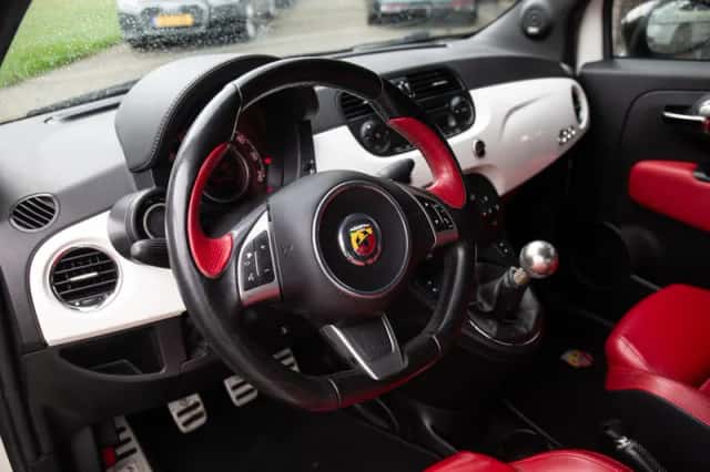 Fiat 500 (2014) thumbnail 4