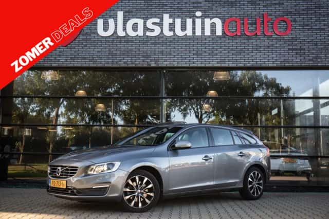 Volvo V60 (2017) thumbnail 1