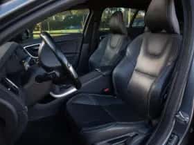 Volvo V60 (2017) thumbnail 6