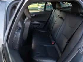 Volvo V60 (2017) thumbnail 7
