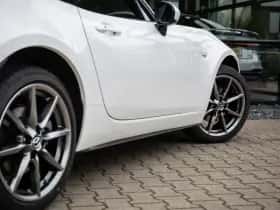 Mazda MX-5 (2021) thumbnail 6