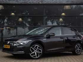 Volkswagen Golf (2020) thumbnail 2