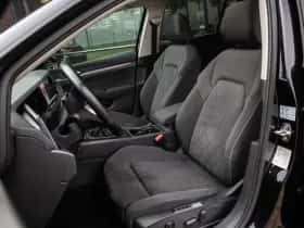 Volkswagen Golf (2020) thumbnail 6