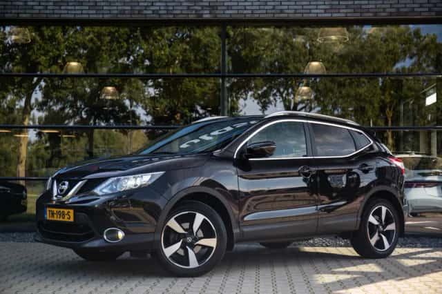 Nissan Qashqai (2017) thumbnail 5