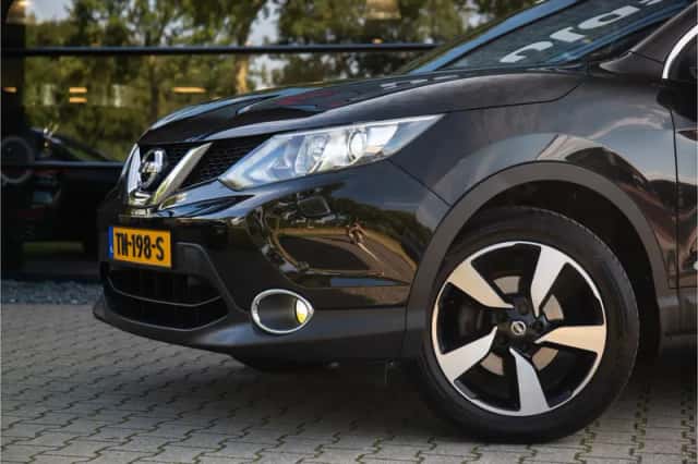 Nissan Qashqai (2017) thumbnail 6
