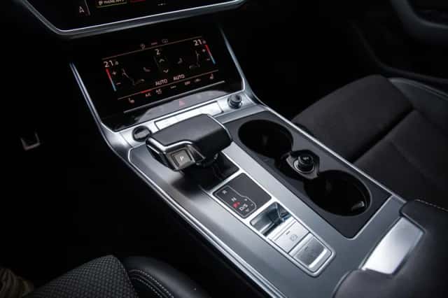 Audi A6 (2023) thumbnail 5