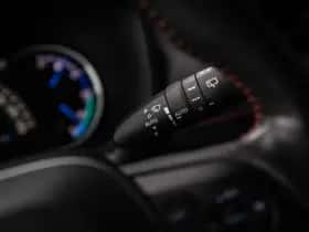 Toyota RAV4 (2021) thumbnail 12