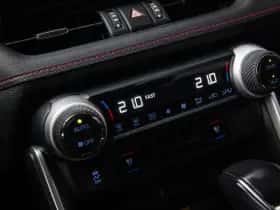Toyota RAV4 (2021) thumbnail 17