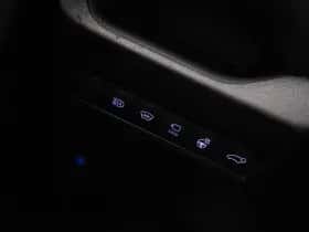 Toyota RAV4 (2021) thumbnail 22