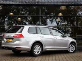 Volkswagen Golf (2013) thumbnail 2