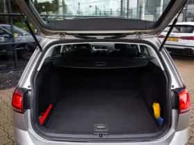 Volkswagen Golf (2013) thumbnail 18
